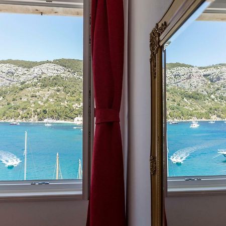 Komiža Apartment Riva 5 מראה חיצוני תמונה