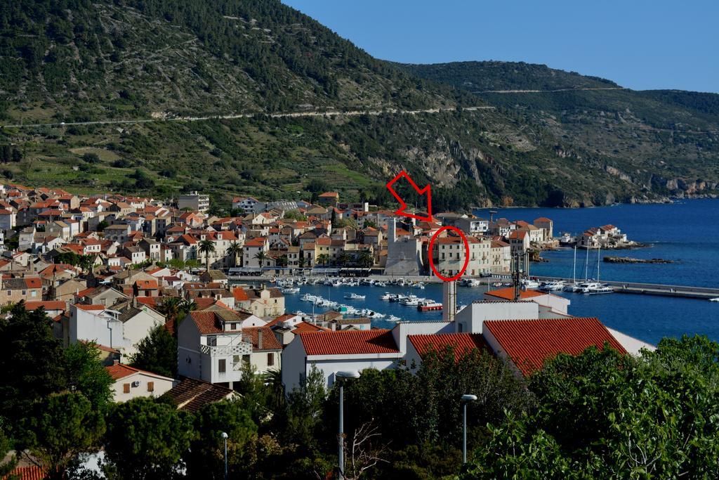 Komiža Apartment Riva 5 מראה חיצוני תמונה