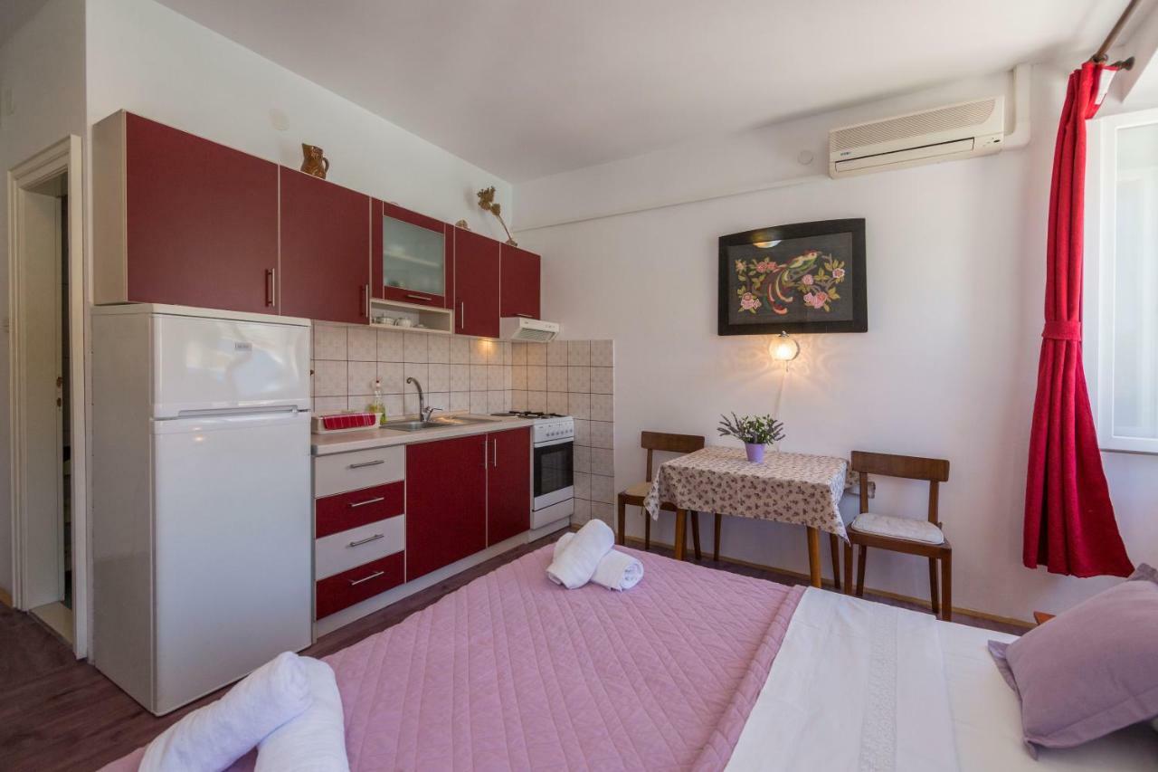 Komiža Apartment Riva 5 מראה חיצוני תמונה
